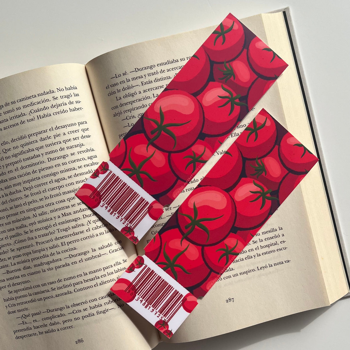 Marcapáginas con ilustración de tomate